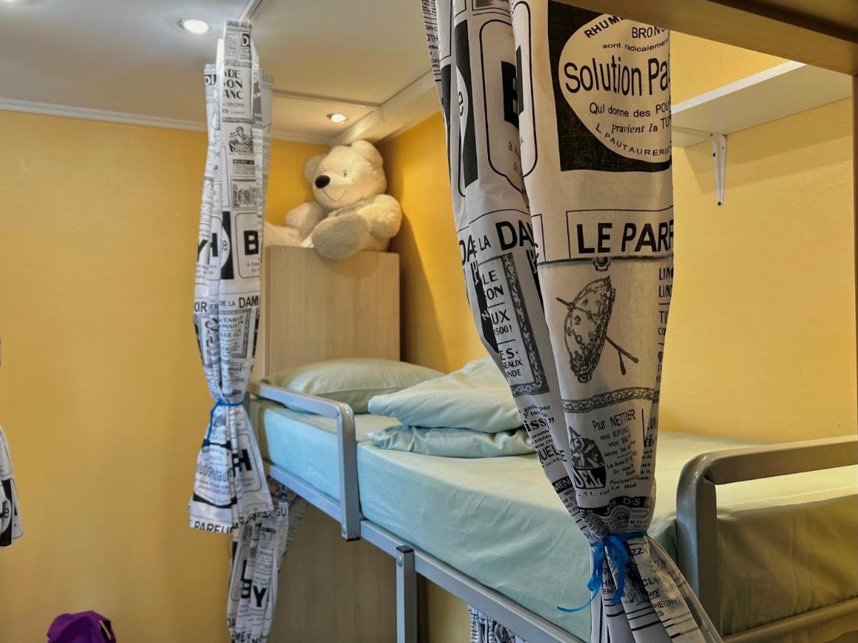 Pechersky Hostel キエフ エクステリア 写真