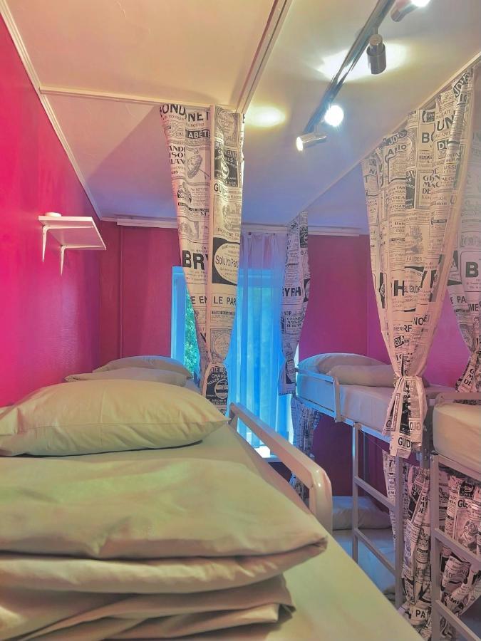 Pechersky Hostel キエフ エクステリア 写真